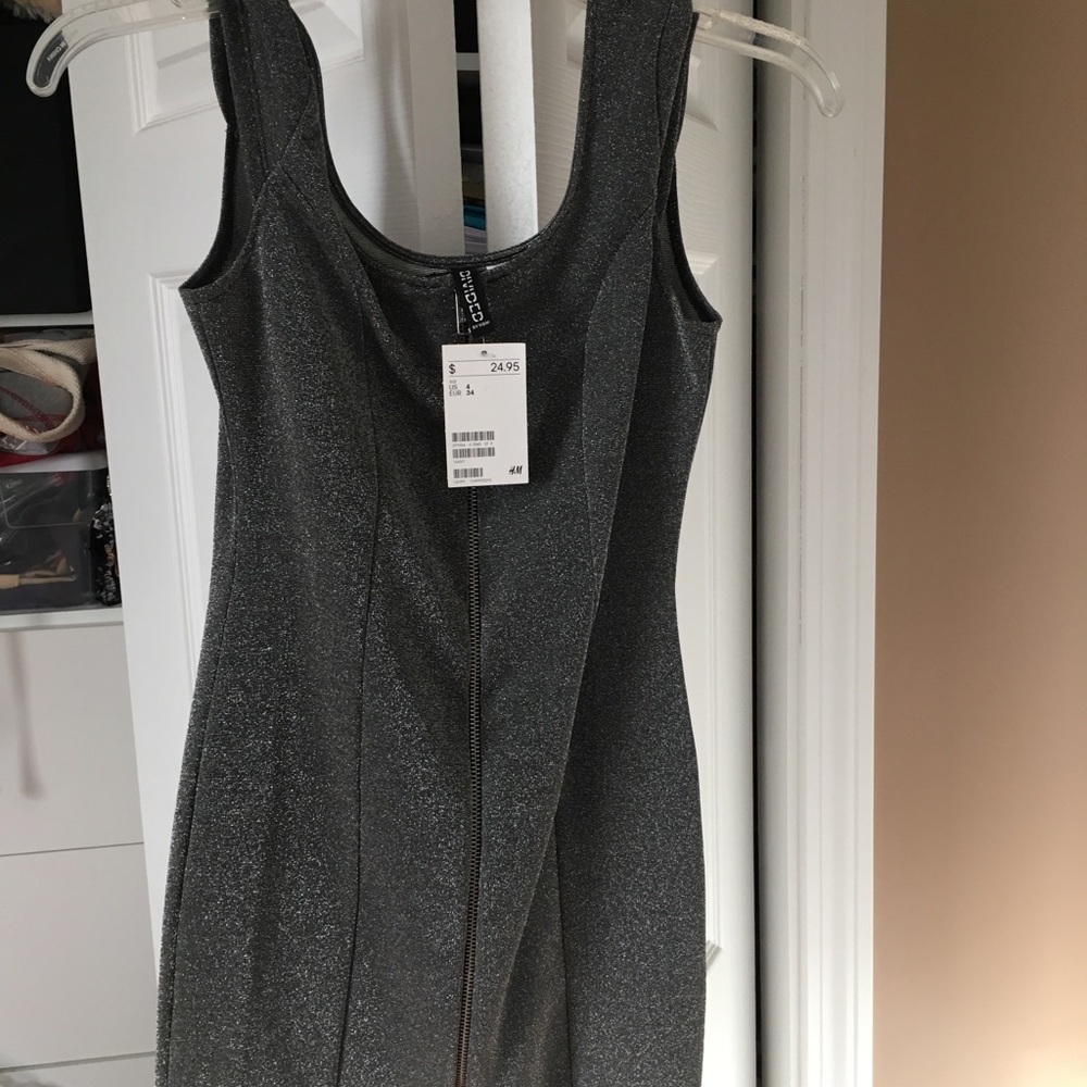 H&M size 4 dress brand new with tags